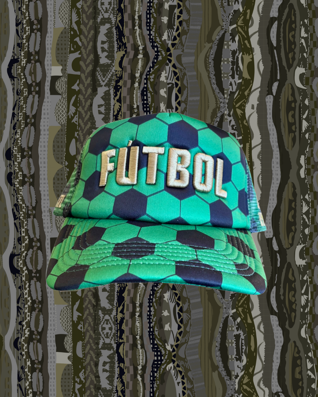 Futbol hat in green and black