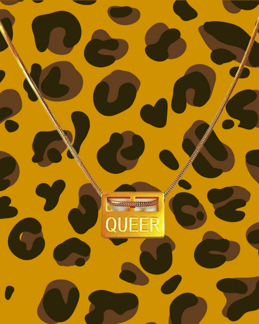 Queer necklace