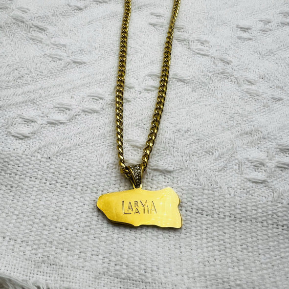 Puerto Rico flag pendant necklace in gold