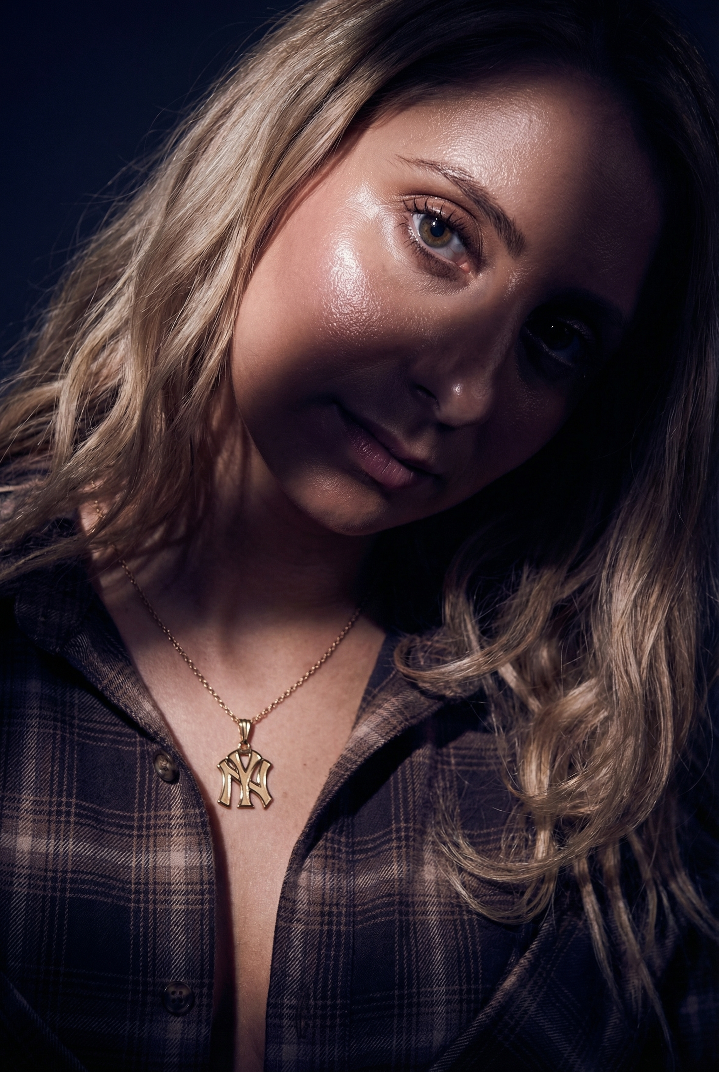 Retro New York necklace